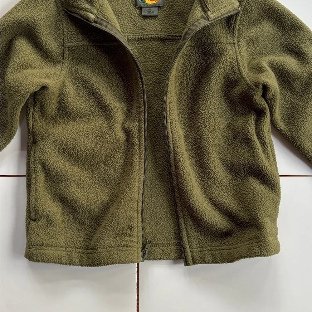 Bass Pro Shops Boys Olive Green Full Zipper Fleece Jacket. Size XS